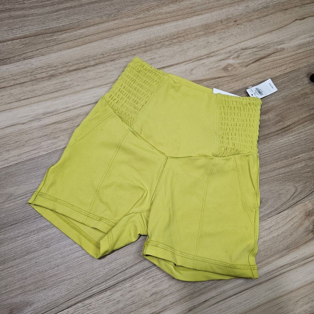 NWT Aerie Offline Real Me Shortie Biker Shorts Yellow Size XS